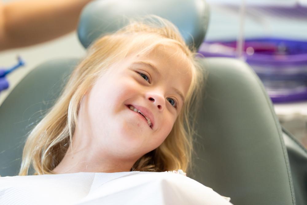 child with toothache in palos heights