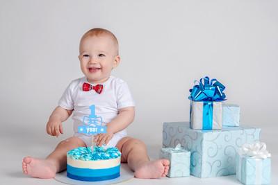 Young baby boy smiling with bowtie on, palos heights il