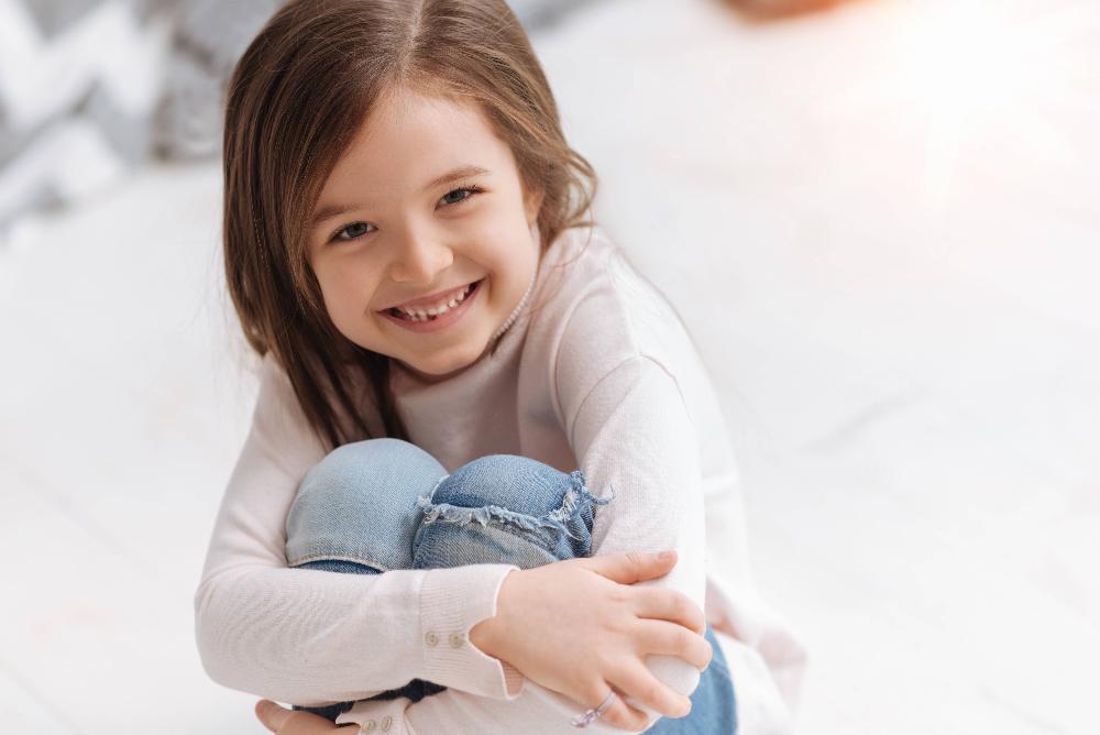 Little girl smiling, palos heights il