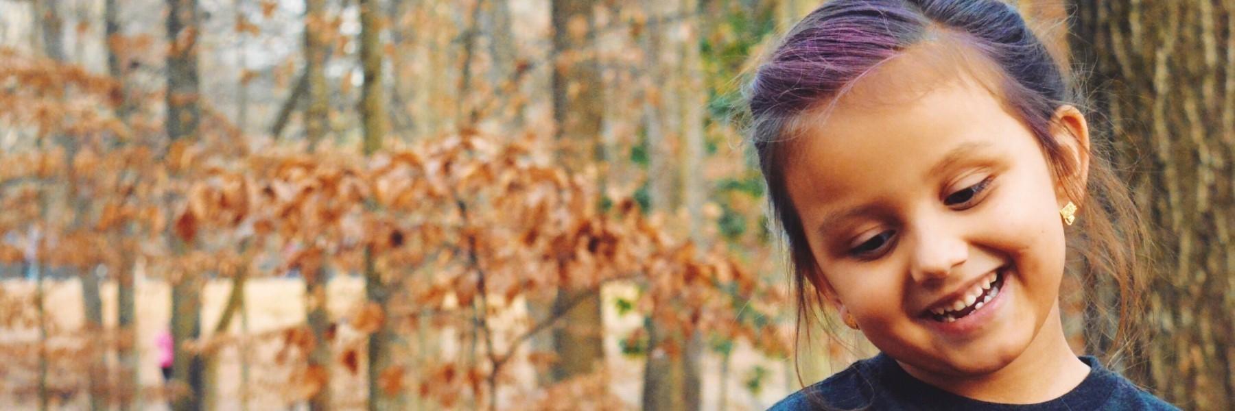 girl smiling after teeth cleaning in palos heights